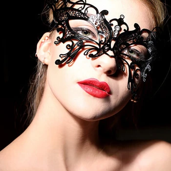 Высококачественная черная металлическая Венецианская маскарадная маска с бабочкой, горный хрусталь, Золото, серебро, Маски для свадебного бала Mardi Gras Для женщин