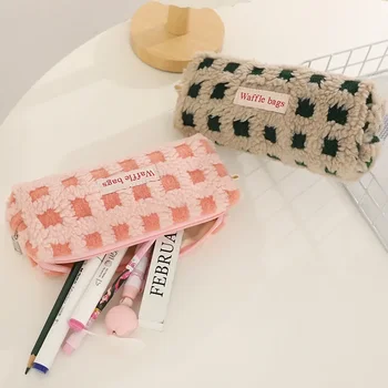 Кавайный мешочек для карандашей, маленькие канцелярские принадлежности для студентов, плюшевая сумка для ручек с вафельным ягненком, японская сумка для хранения школьных принадлежностей